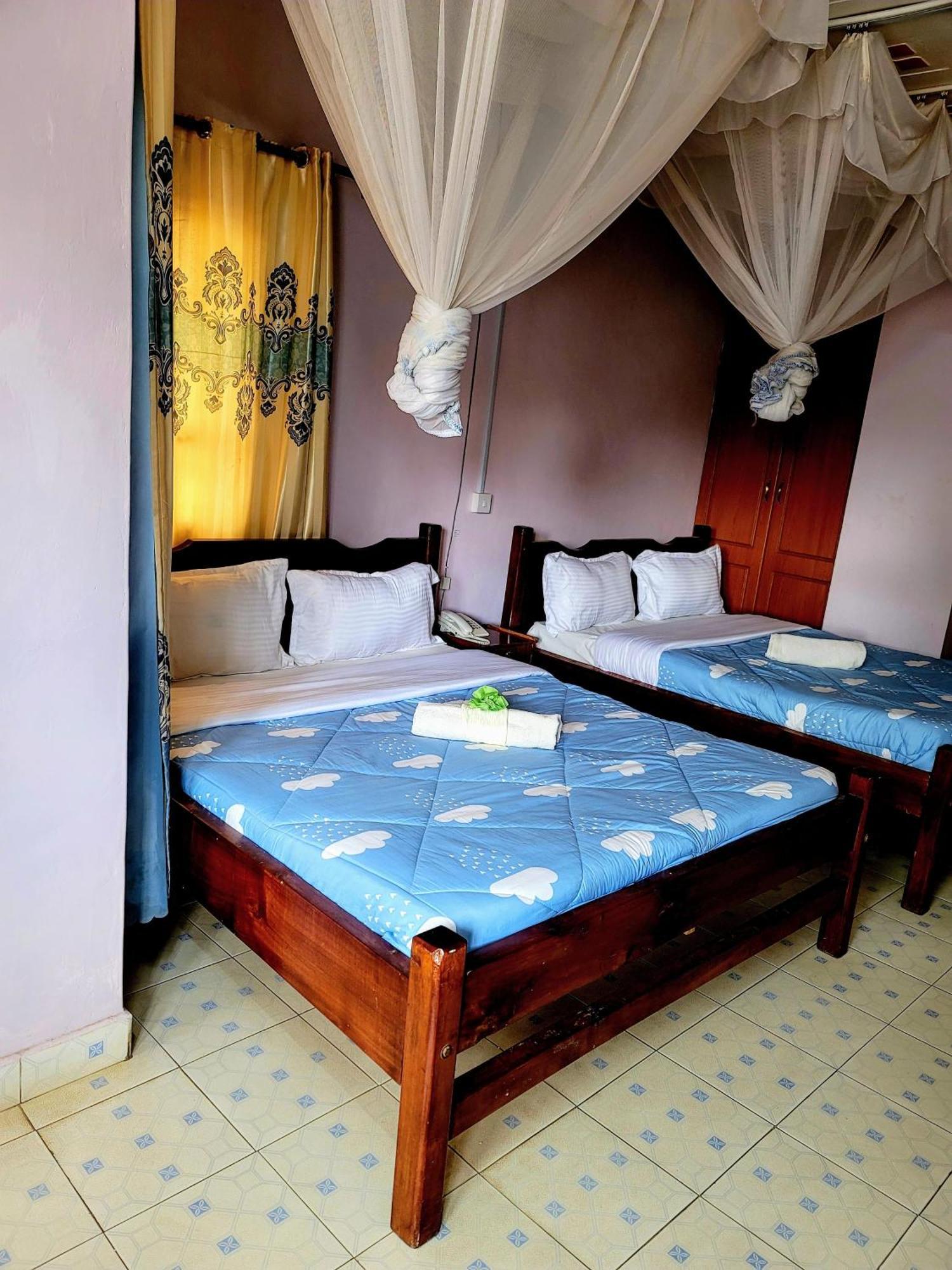 Apex Resort Nakuru Exterior photo